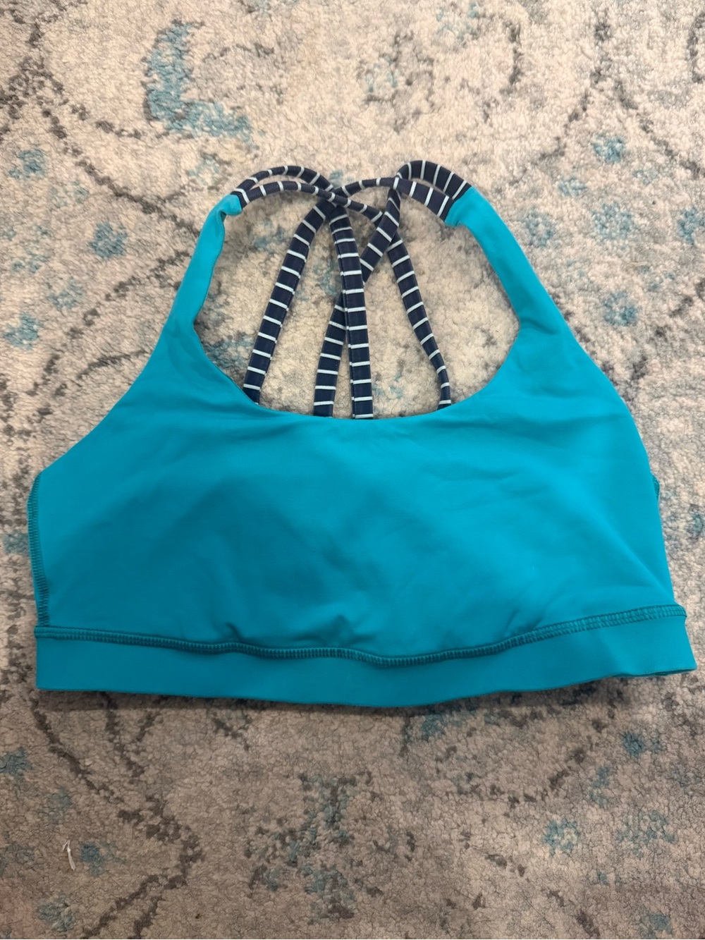 Lululemon Women’s Strappy Back Sports Bralette - Teal size 8